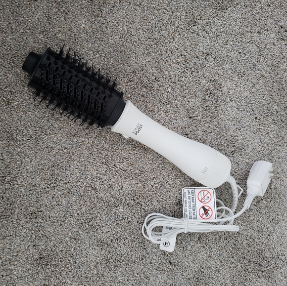 BONDIBOOST blowout Brush Hair Dryer - Picture 2 of 3